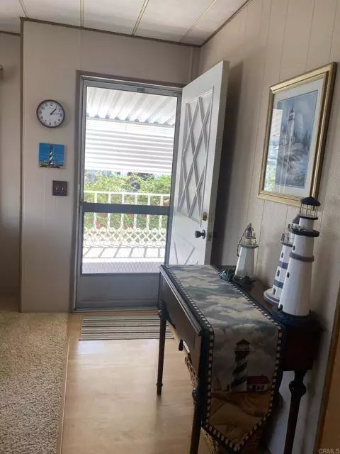 Vista, CA 92081,2130 Sunset DR 73