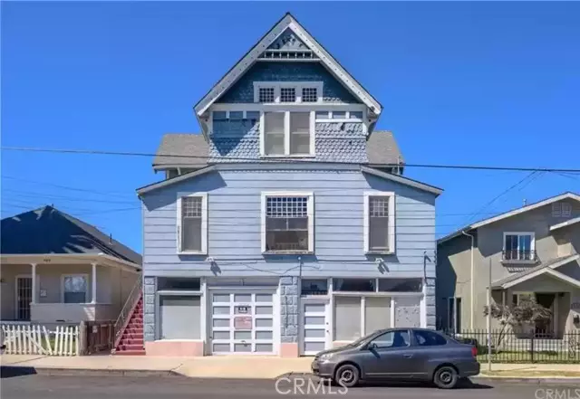 384 W 15th ST, San Pedro, CA 90731