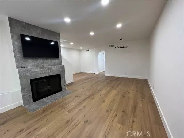 Long Beach, CA 90805,1731 E 68th