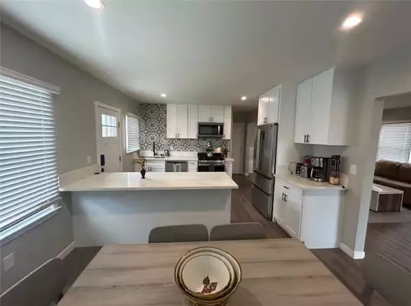 Orange, CA 92866,181 Waverly ST