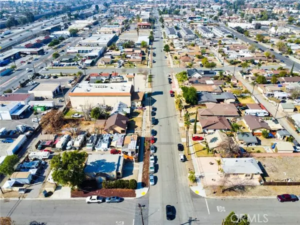 Colton, CA 92324,584 E H ST