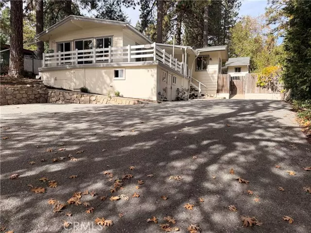 31014 Glen Oak DR, Running Springs, CA 92382