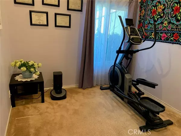 Tarzana, CA 91356,18645 Hatteras 263