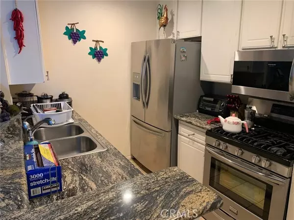 Tarzana, CA 91356,18645 Hatteras 263