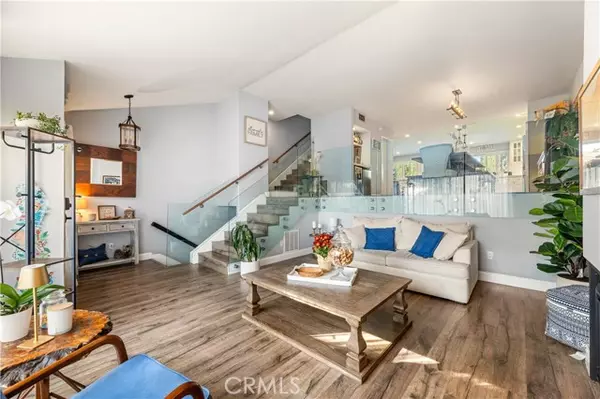 Tarzana, CA 91356,18146 Oxnard 48