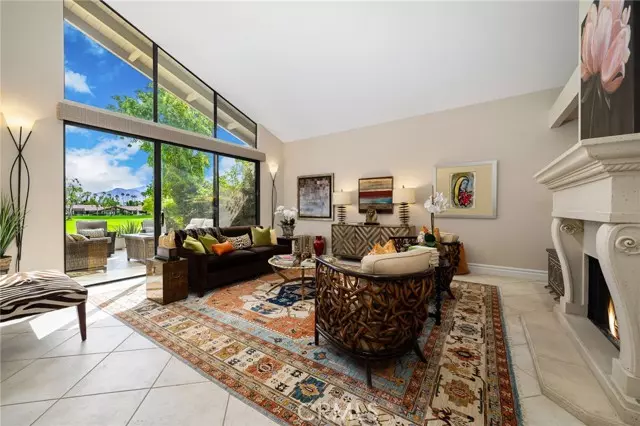 207 Bouquet Canyon DR, Palm Desert, CA 92211