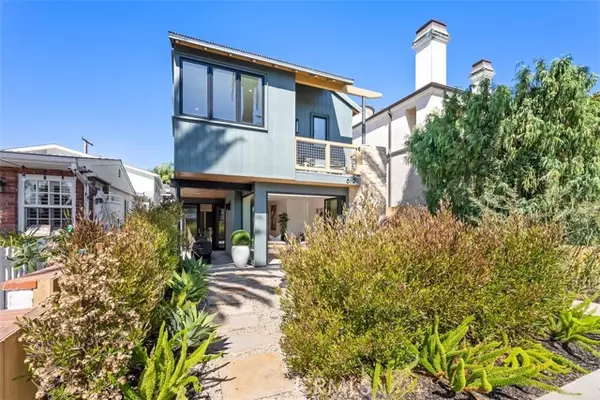 Corona Del Mar, CA 92625,619 Marguerite AVE