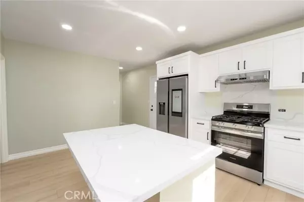 Riverside, CA 92503,3895 Castleman