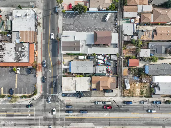 Los Angeles, CA 90022,4310 Floral DR