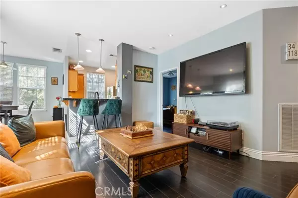 Valencia, CA 91355,24120 Victoria 47