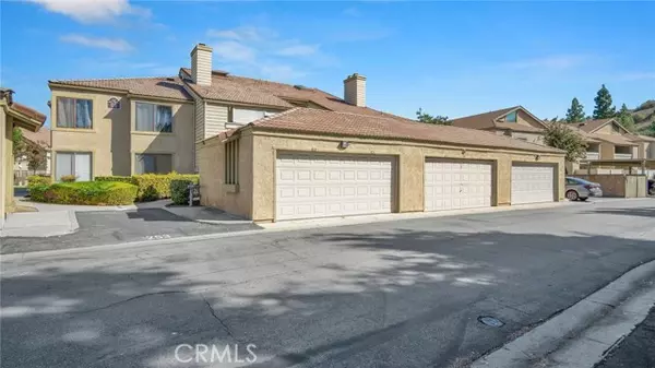 47 Town And Country, Pomona, CA 91766