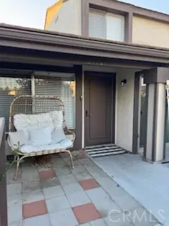 25707 Player, Valencia, CA 91355