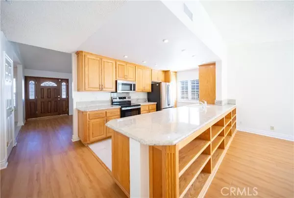 Diamond Bar, CA 91765,925 Golden Prados