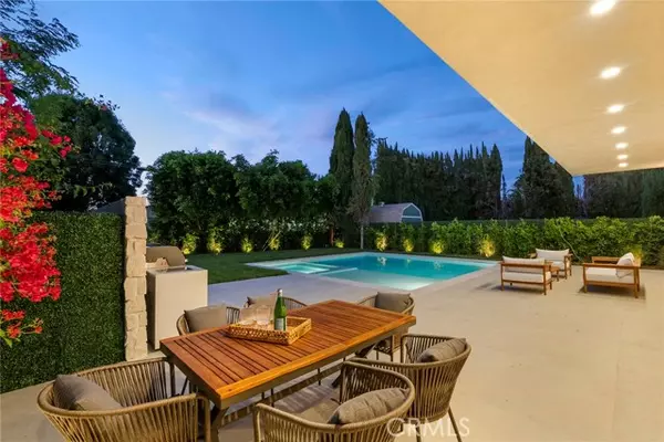 17827 Miranda, Encino, CA 91316