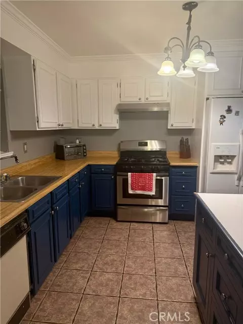 Palmdale, CA 93552,5055 E Avenue R12