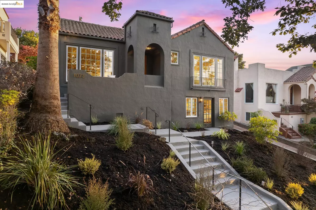 Oakland, CA 94610,1073 Mandana Blvd.