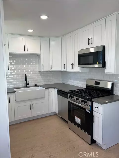 Fontana, CA 92335,8893 Nuevo