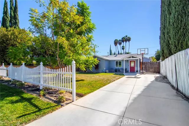 22140 Cohasset ST, Canoga Park, CA 91303