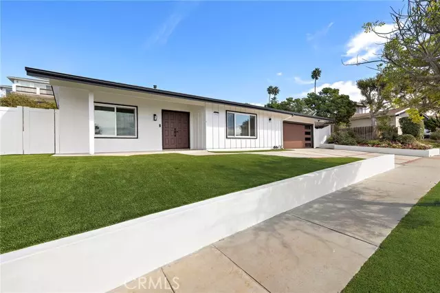 Laguna Beach, CA 92651,2960 Alta Laguna