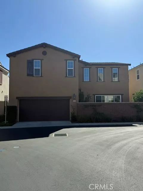 Chino, CA 91708,8765 Roving