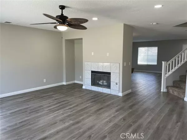 Palmdale, CA 93551,38661 Annette