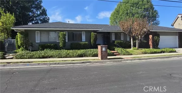 17100 Oak View DR, Encino, CA 91316