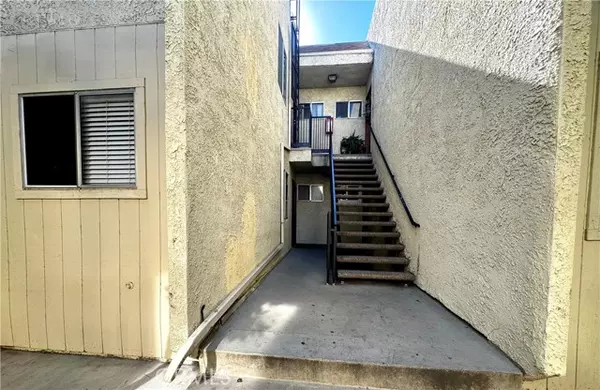 Sylmar, CA 91342,13080 Dronfield ave #80