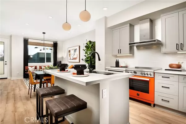 La Habra, CA 90631,306 E William WAY