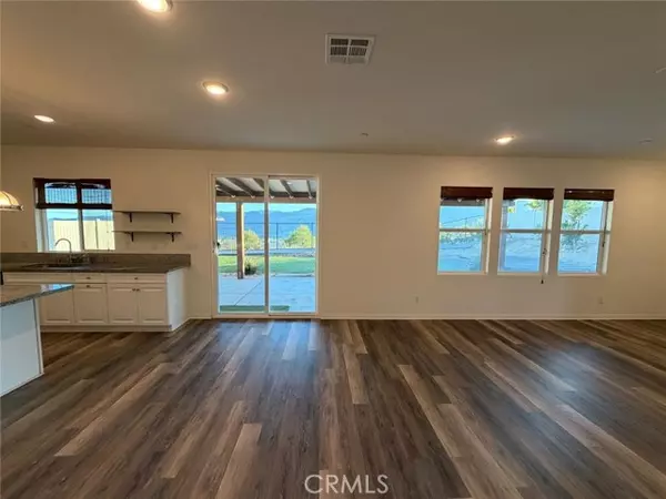 Lake Elsinore, CA 92530,4009 Elderberry