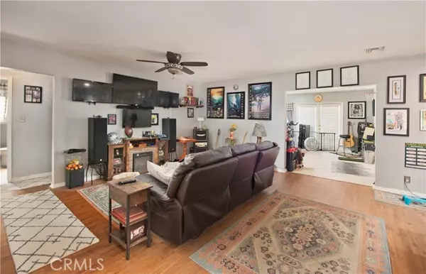 Granada Hills, CA 91344,10521 Blucher