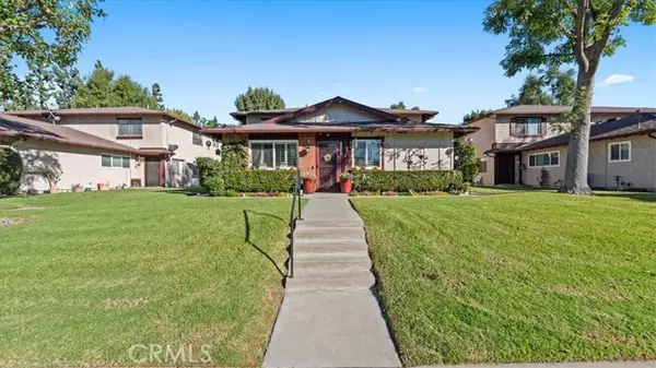 Azusa, CA 91702,1149 W Calle De La Luna 1