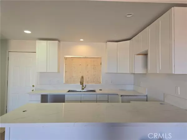 Landers, CA 92285,60033 Sespe