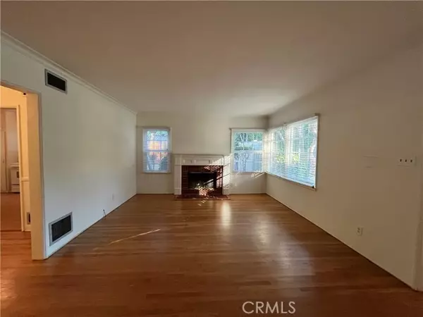 Sherman Oaks, CA 91423,14433 Greenleaf ST