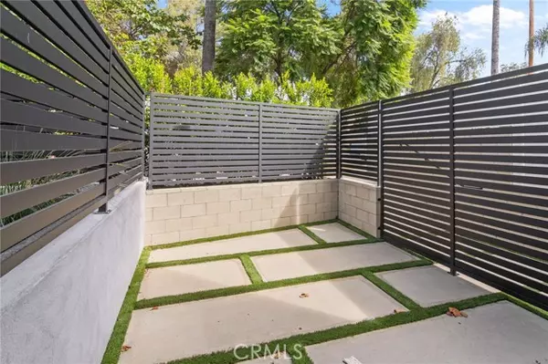 Los Angeles, CA 90032,5308 Oakland ST