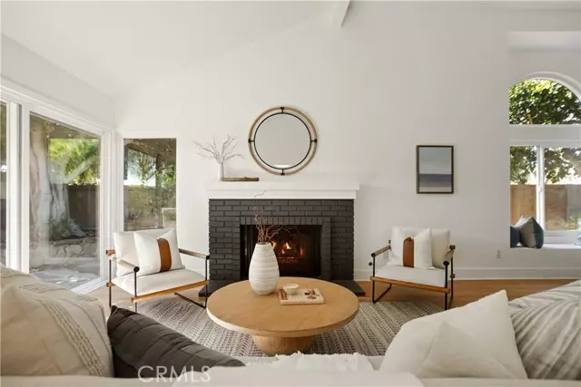 39 Carriage Hill LN, Laguna Hills, CA 92653