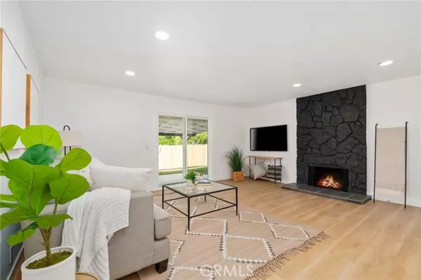 Orange, CA 92867,2076 N Diamond