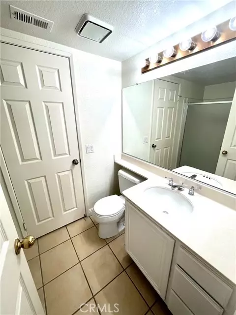 Rancho Cucamonga, CA 91730,7619 Haven AVE B