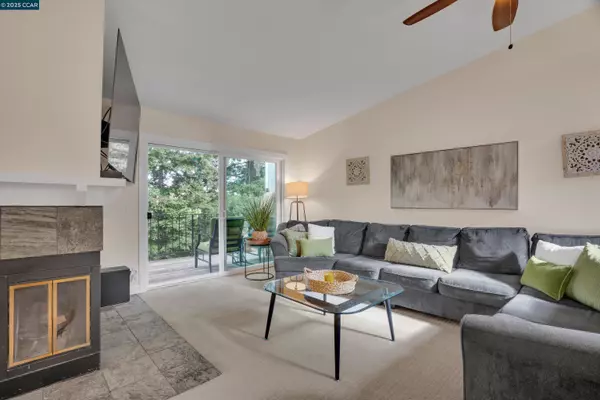 Martinez, CA 94553,242 Via El Dorado Ln