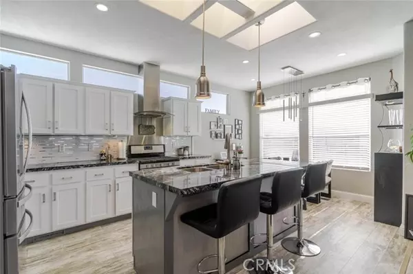 11 Oxford WAY, Northridge, CA 91324