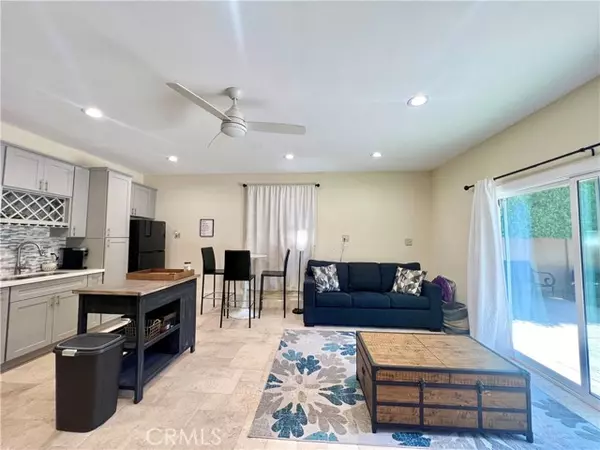 Northridge, CA 90039,17401 Raymer St