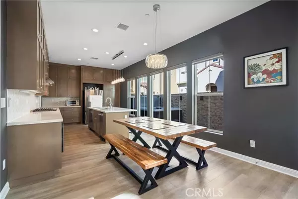 Porter Ranch, CA 91326,20809 W Acorn CIR