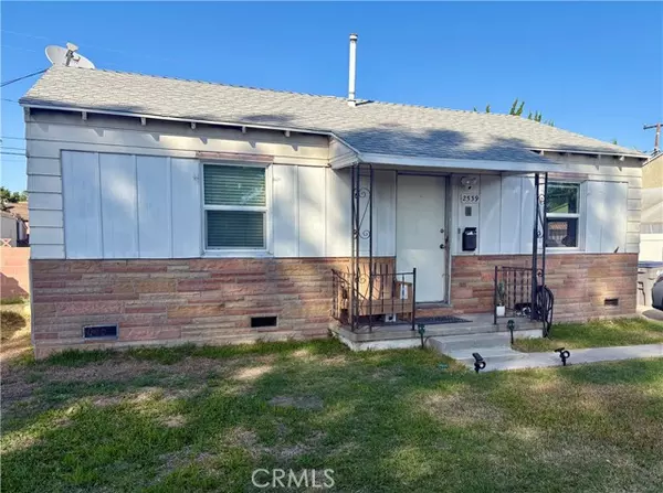 Carson, CA 90810,2539 E 219th PL