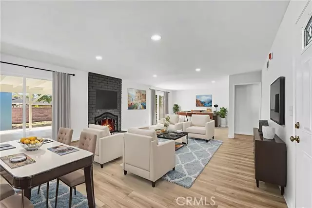 West Hills, CA 91307,7536 Shoup