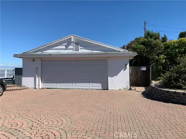 Rancho Palos Verdes, CA 90275,1 Martingale