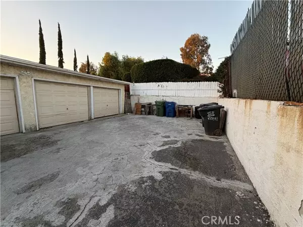 Whittier, CA 90602,13737 Penn