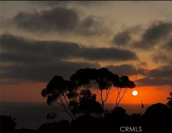 Laguna Beach, CA 92651,30802 Coast C6