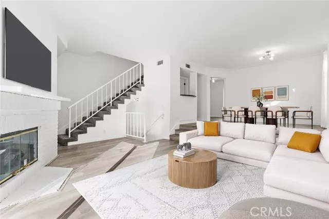 North Hollywood, CA 91601,5100 Riverton Ave 5