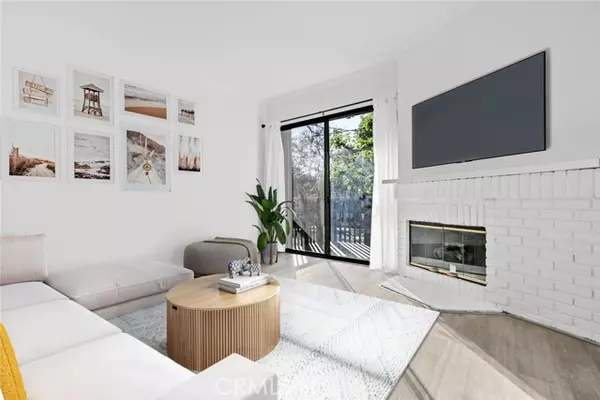 North Hollywood, CA 91601,5100 Riverton Ave 5