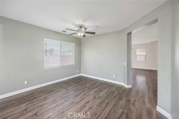 Fontana, CA 92336,17074 Elaine CT