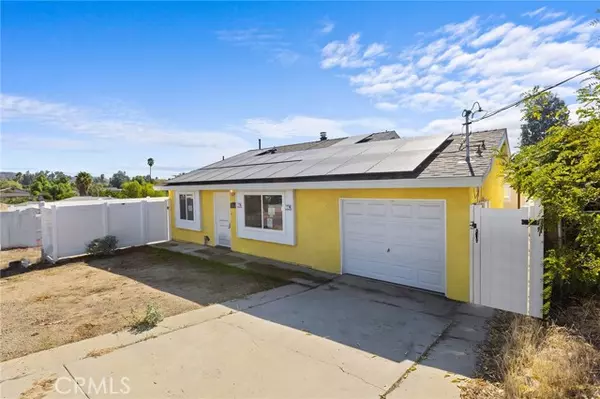 Canyon Lake, CA 92587,23561 Clara